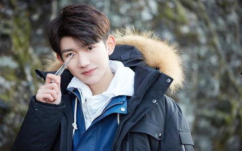 任嘉伦最新爆料王源,揭秘王源背后的故事与成长历程  第1张